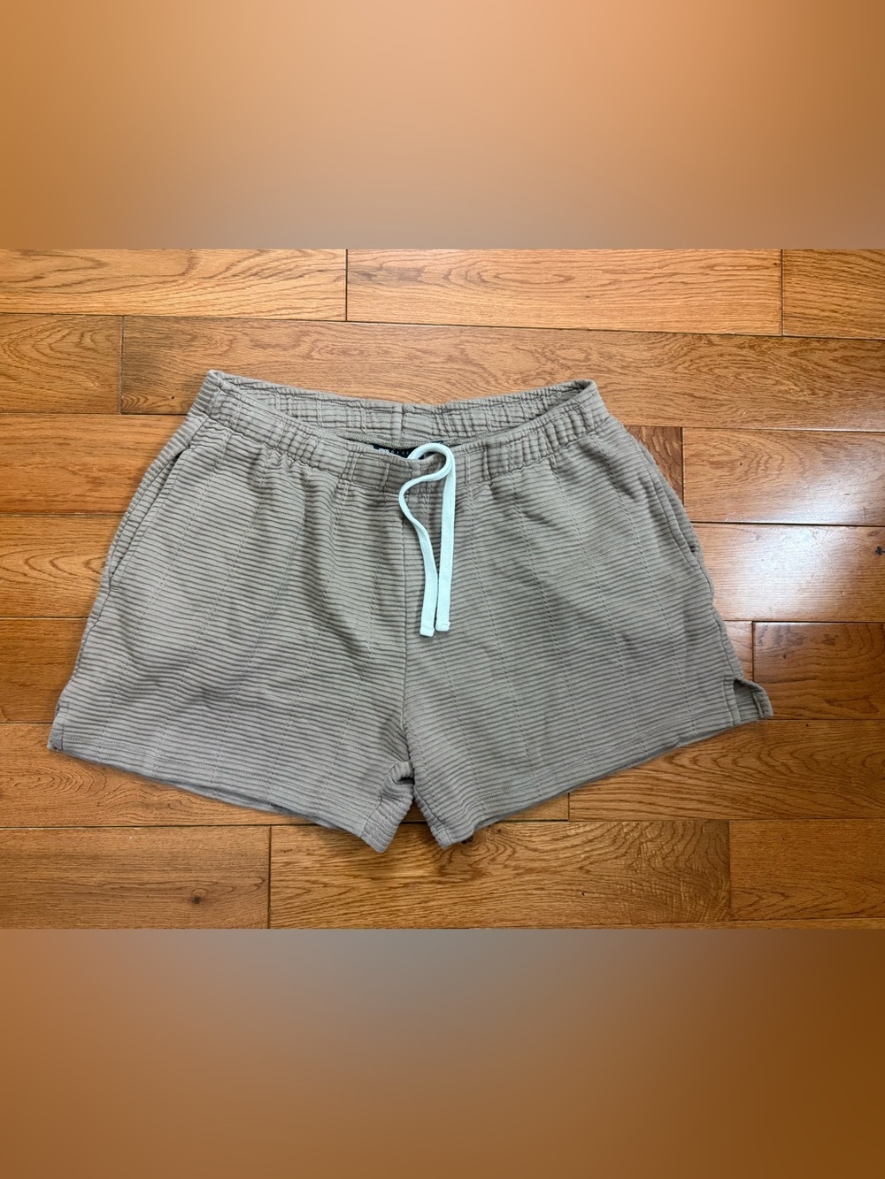 ASOS Women’s Textured Pull-On Shorts NWOT